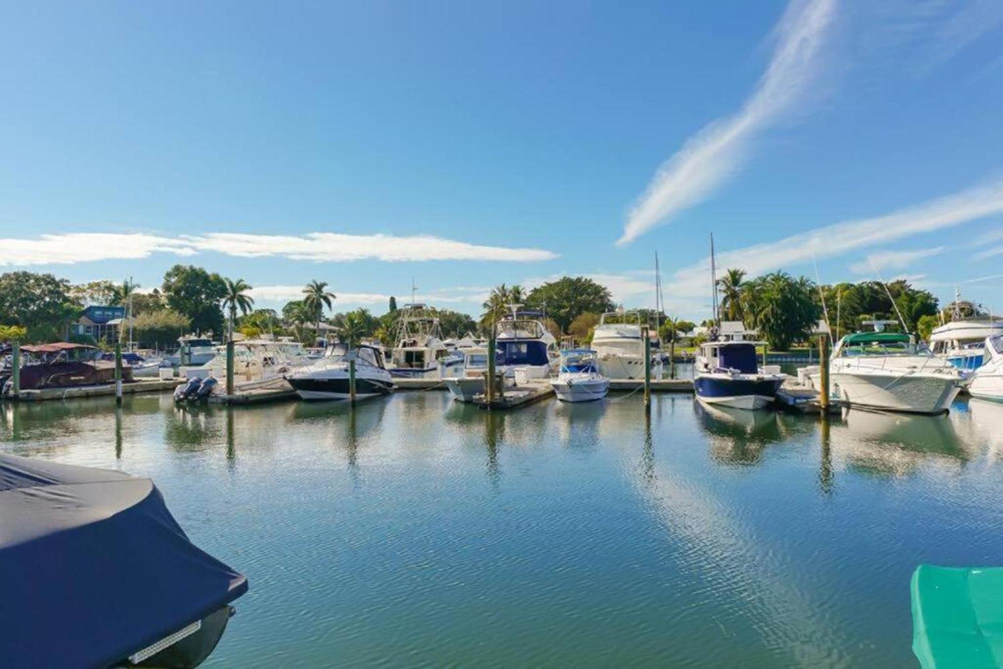 Aparthotel Getaway At The Marina South Bradenton Esterno foto